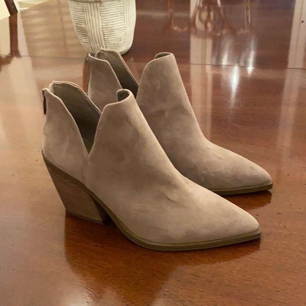 Vince camuto suede booties